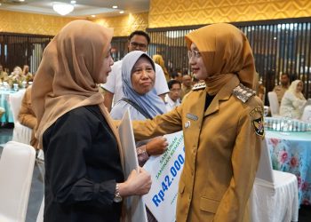 Lindungi Pekerja Rentan Lewat DBHCHT, Mbak Wali Tekankan Pentingnya Kehadiran Pemerintah