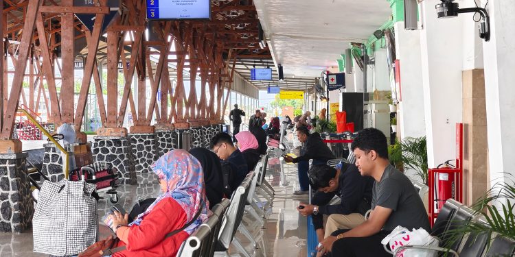 Minat Penumpang Naik 21 Persen, KAI Daop 7 Madiun Terus Optimalkan Layanan KA Ekonomi Bersubsidi