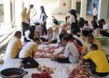 Wujud Kepedulian Sosial, Kantor Imigrasi Kediri Sembelih Hewan Kurban dan Bagikan Ratusan Paket Daging ke Warga