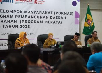 Buka Bimtek Pokmas Program MERATA, Mbak Wali Tekankan Transparansi dan Berikan Lima Arahan Penting