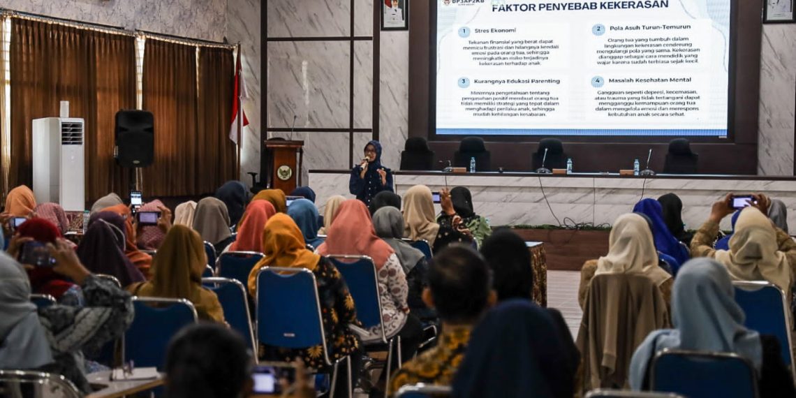 Tingkatkan Kapasitas Pendampingan Pola Asuh, DP3AP2KB Kediri Gelar TOT Kader Sahabat Keluarga