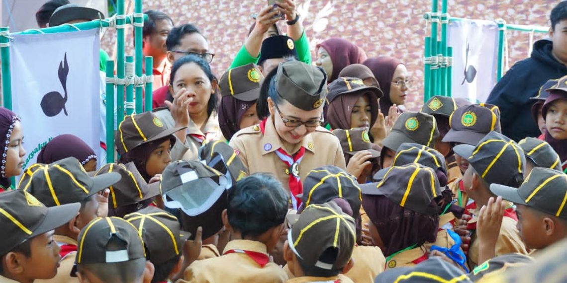 Buka Pesta Siaga 2026 di Ubalan, Kak Cicha Ingatkan Pentingnya Karakter dan Jaga Kebersihan