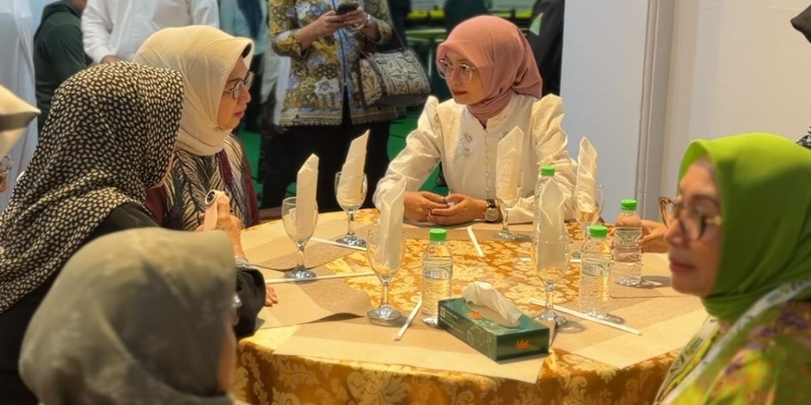 Mbak Wali Hadiri Munas dan Konbes NU di Ponpes Ploso, Apresiasi Dampak Positif Bagi Ekonomi Kediri
