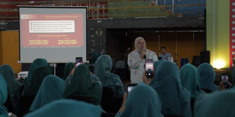 Gencarkan Literasi Keuangan Perempuan, Pemkot Kediri dan OJK Edukasi Ratusan Kader PKK Melalui Program SICANTIK