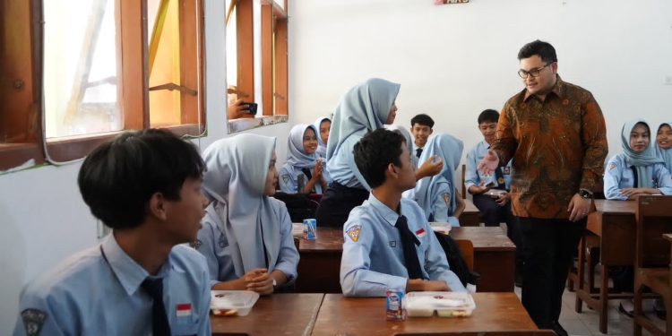 Pendaftaran Beasiswa Berdaya Tahap 2 Kabupaten Kediri Resmi Dibuka, Pemkab Alokasikan Anggaran Rp30 Miliar