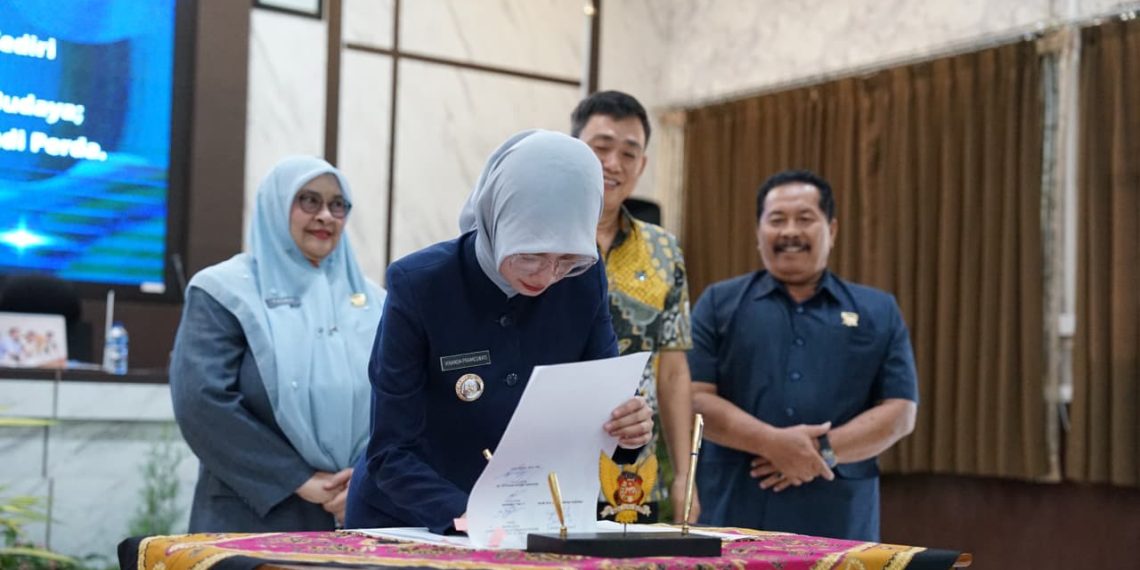 Pemkot dan DPRD Kota Kediri Sepakati Perda Cagar Budaya Serta Kota Cerdas Guna Pacu Pembangunan Berkelanjutan