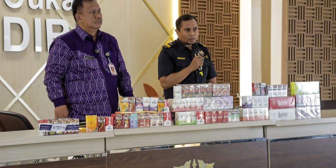 Satpol PP dan Bea Cukai Kediri Amankan Ribuan Batang Rokok Ilegal dalam Operasi Terpadu