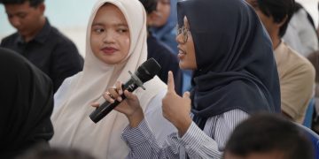 Manfaatkan Libur Sekolah, Kelurahan Ngampel dan KIM Media Warga Edukasi Pelajar Bijak Bersosial Media
