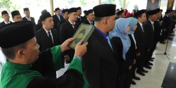 Bupati Warsubi Lantik 81 Pejabat Administrator dan Pengawas di Lingkungan Pemkab Jombang