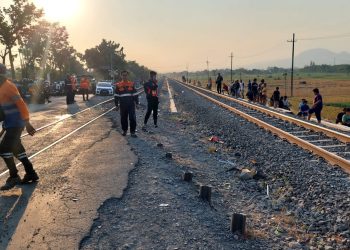Jalur Kereta Bagor–Saradan Sempat Lumpuh Total Akibat KA Logawa Tertabrak Truk di Nganjuk