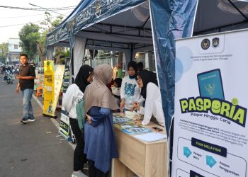 Layanan Pasporia Imigrasi Kediri di Car Free Day Nganjuk Disambut Antusias Warga