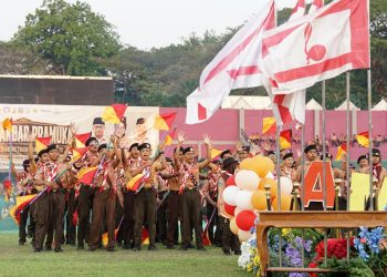 Wali Kota Vinanda Prameswati Pimpin 10.000 Anggota Pramuka di Apel Akbar Ketahanan Pangan Kota Kediri