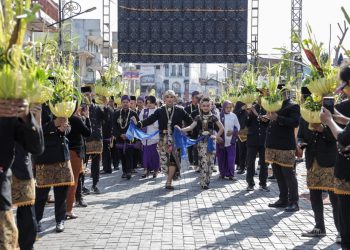 Rekor MURI dan Pesta Rakyat Lengkapi Kemeriahan Nikah Massal Hari Jadi Ke-1147 Kota Kediri