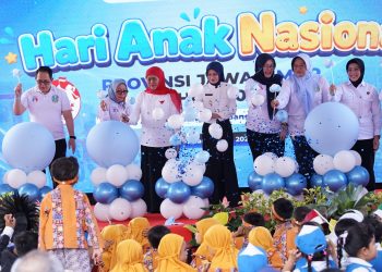 Kota Kediri Raih Terbaik III Indeks Perlindungan Anak Jatim 2026, Vinanda Prameswati Terima Penghargaan dari Gubernur Khofifah