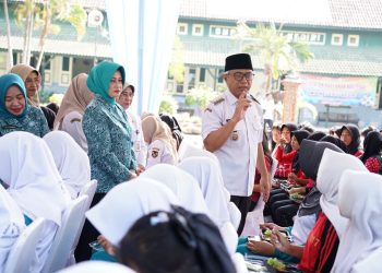 Tingkatkan Kesehatan Generasi Muda, Pemkot Kediri Gelar Aksi Bergizi dan Tekan Anemia di SMPN 1 Kota Kediri