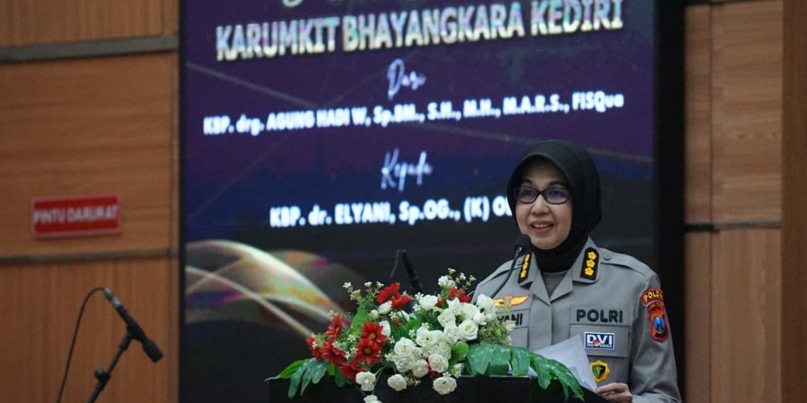 Pisah Sambut Karumkit Bhayangkara Kediri, Kombes Pol dr Elyani Resmi Gantikan Kombes Pol drg Agung Hadi Wijanarko