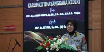 Pisah Sambut Karumkit Bhayangkara Kediri, Kombes Pol dr Elyani Resmi Gantikan Kombes Pol drg Agung Hadi Wijanarko