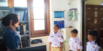 Akhir Libur Sekolah, Tiga Anak Terpilih Rasakan Pengalaman Jadi Petugas Stasiun di KAI Rail Academy 2026