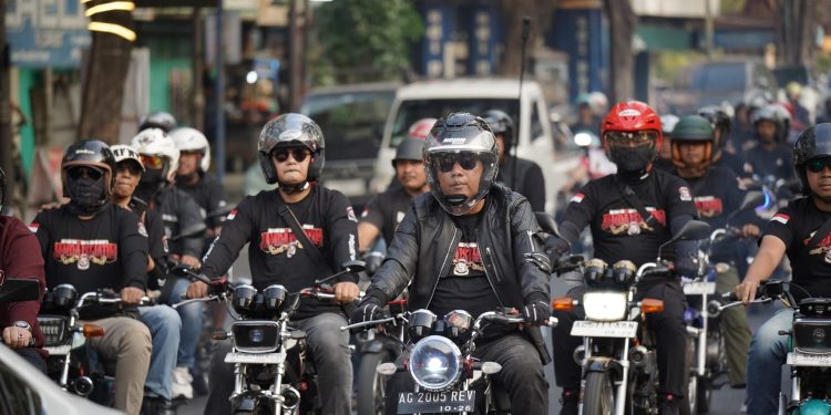Aksi Tebar Benih Ikan dan Bantuan Sosial Warnai Pembukaan Jamda RX-King di Kota Kediri