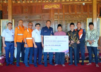 KAI Daop 7 Madiun Salurkan Bantuan TJSL untuk Sarana Ibadah dan Fasilitas Pendidikan