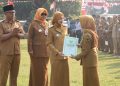 Serahkan SK Kenaikan Pangkat 11 ASN, Wali Kota Kediri Dorong Peningkatan Kualitas Pelayanan Publik