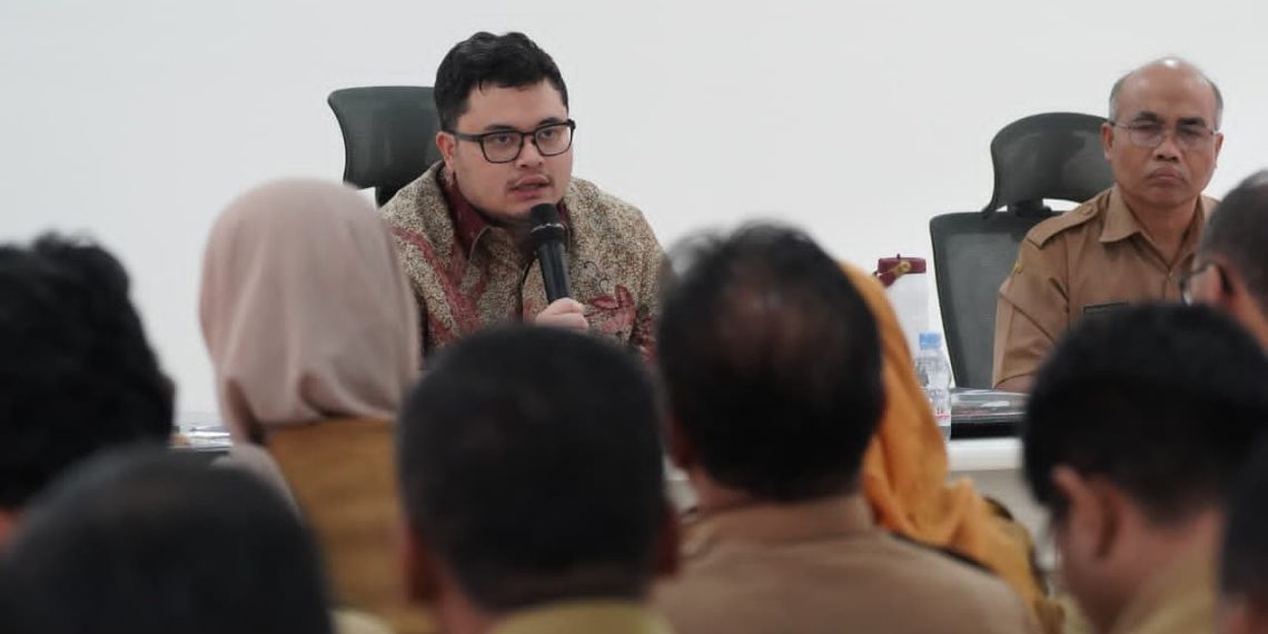Pastikan Penyaluran Bansos Tepat Sasaran, Bupati Kediri Minta Camat Aktif Pantau Data Desil Warga