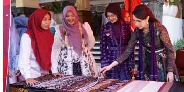 Kota Kediri Tuan Rumah Forum Sinergi Perempuan Bakorwil I Madiun, Arumi Bachsin dan Mbak Vinanda Soroti SIM PKK