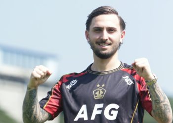 Perkuat Lini Serang, Persik Kediri Resmi Rekrut Gelandang Asal Australia Reno Piscopo