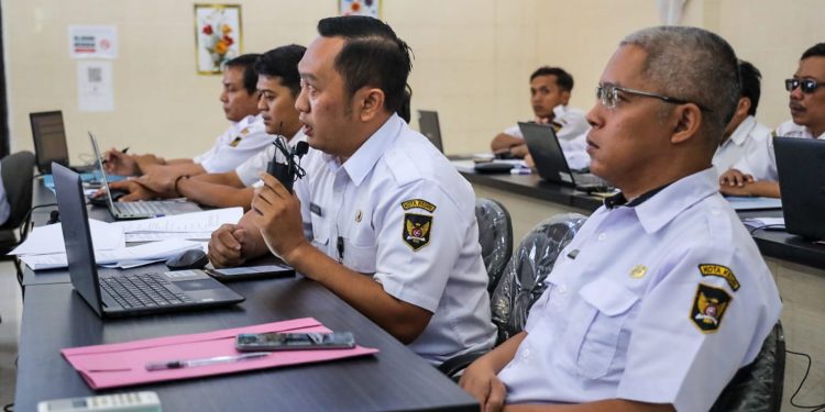 Menuju Wilayah Bebas dari Korupsi, Dispendukcapil Kota Kediri Ikuti Penilaian Zona Integritas KemenPAN-RB