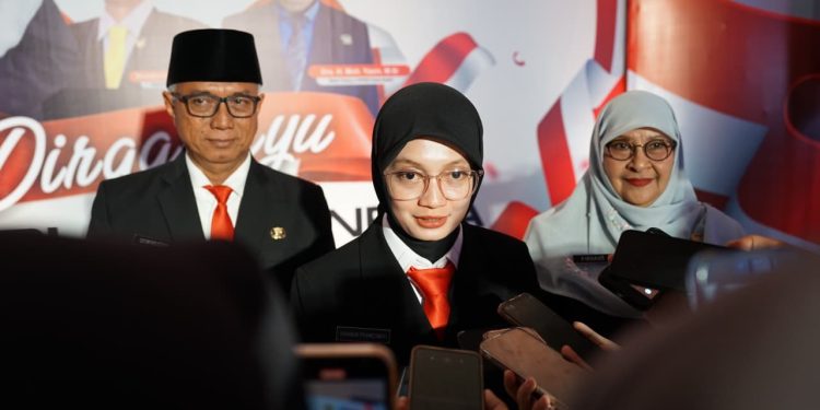 Dengar Pidato Kenegaraan HUT Ke-81 RI, Wali Kota Vinanda Ajak Masyarakat Kediri Perkuat Sinergi dan Tangkal Hoaks