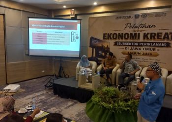 Pelatihan Ekraf Disbudpar Jatim di Kediri, Cak Hadi Borong 200 Kg Telur Peternak