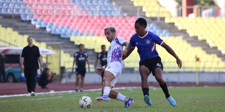 Persik Kediri Matangkan Persiapan Musim Baru Melalui Latihan Bersama Bhayangkara Presisi Lampung FC