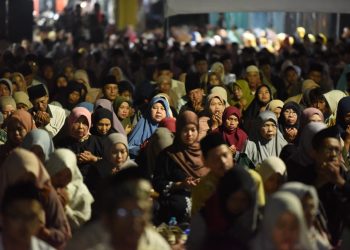 Hadiri Haul ke-2 Gus Lik di Jamsaren, Gus Qowim Kenang Sosok Almarhum dan Doakan Kediri Tetap Tenteram