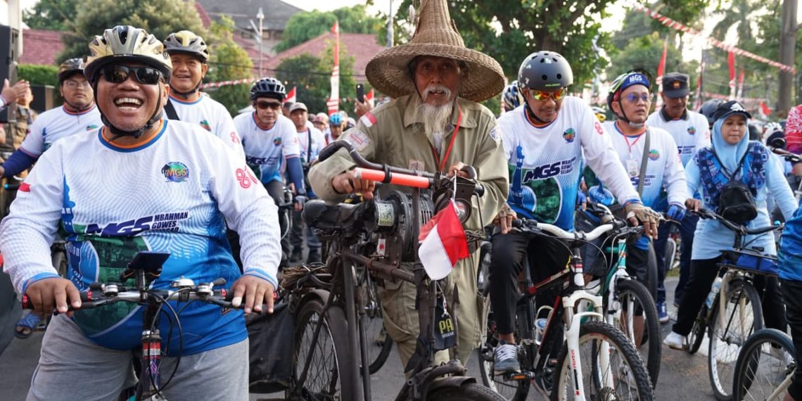 Ribuan Peserta Meriahkan Funbike Jamnas 2 MGS di Kota Kediri