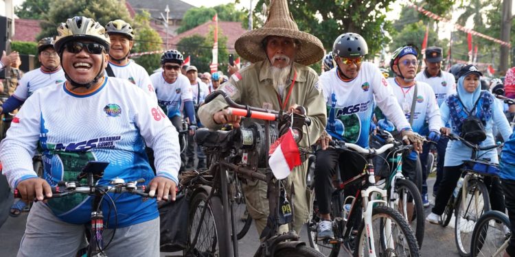 Ribuan Peserta Meriahkan Funbike Jamnas 2 MGS di Kota Kediri