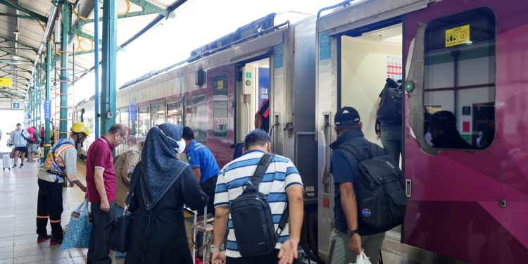 Tembus 70 Ribu Penumpang, KAI Daop 7 Madiun Catat Lonjakan Mobilitas Selama Libur Maulid Nabi 2026