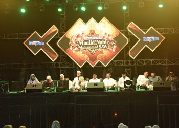 Lantunan Selawat Menggema di Omah Sawah Kediri, Wali Kota Vinanda Prameswati dan Gus Makmun Ajak Warga Teladani Akhlak Rasulullah