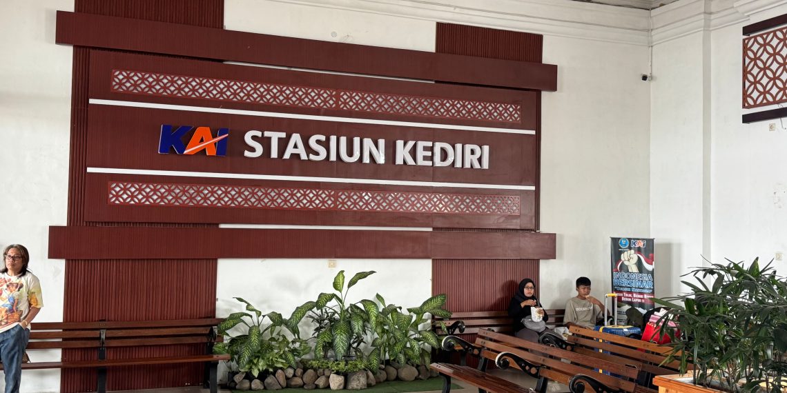 KA Malabar Tertemper Truk di Klaten, KAI Daop 7 Madiun Sampaikan Permohonan Maaf atas Keterlambatan Perjalanan