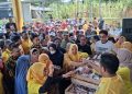 Dukung Ekonomi Kerakyatan, Anggota DPRD Jatim Cak Hadi Bagi-Bagi 200 Kg Telur untuk Warga