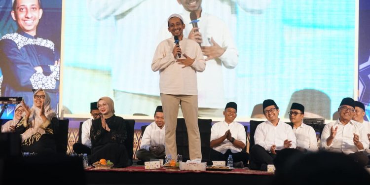 Wali Kota Kediri Ikuti Pengajian Habib Ja’far di SYIAR 2026, Ingatkan Bahaya Pinjol dan Judol