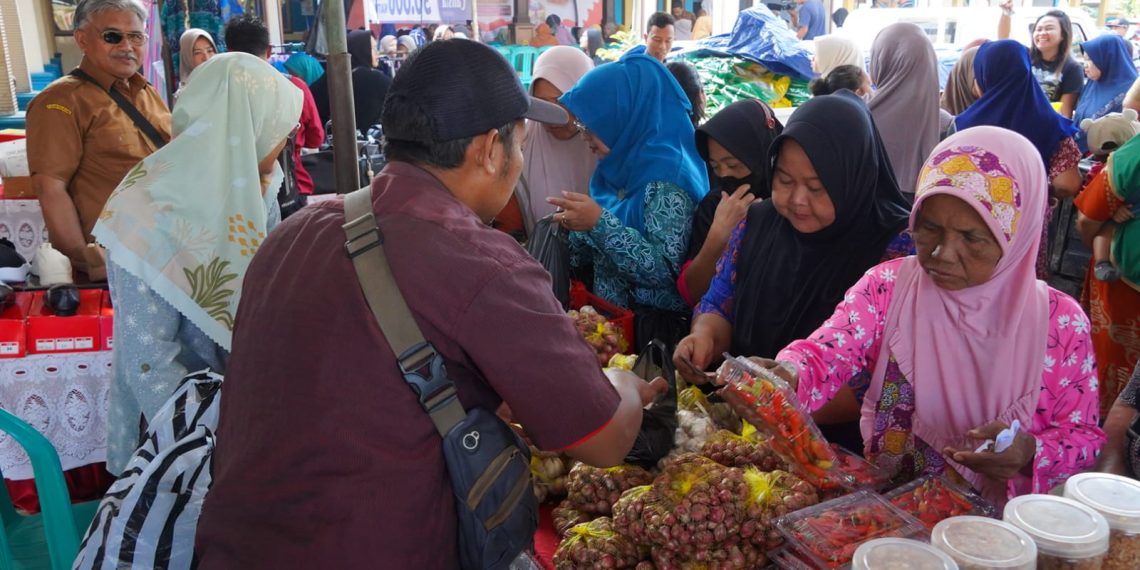 Pemkab Kediri Gelar Pasar Murah Tahap II 2026 guna Bantu Warga Kurang Mampu dan Tekan Inflasi