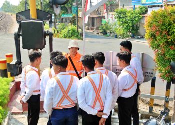 KAI Daop 7 Madiun Bangun Pos Jaga di 13 Titik Prioritas dan Gelar Diklat 52 Petugas Perlintasan