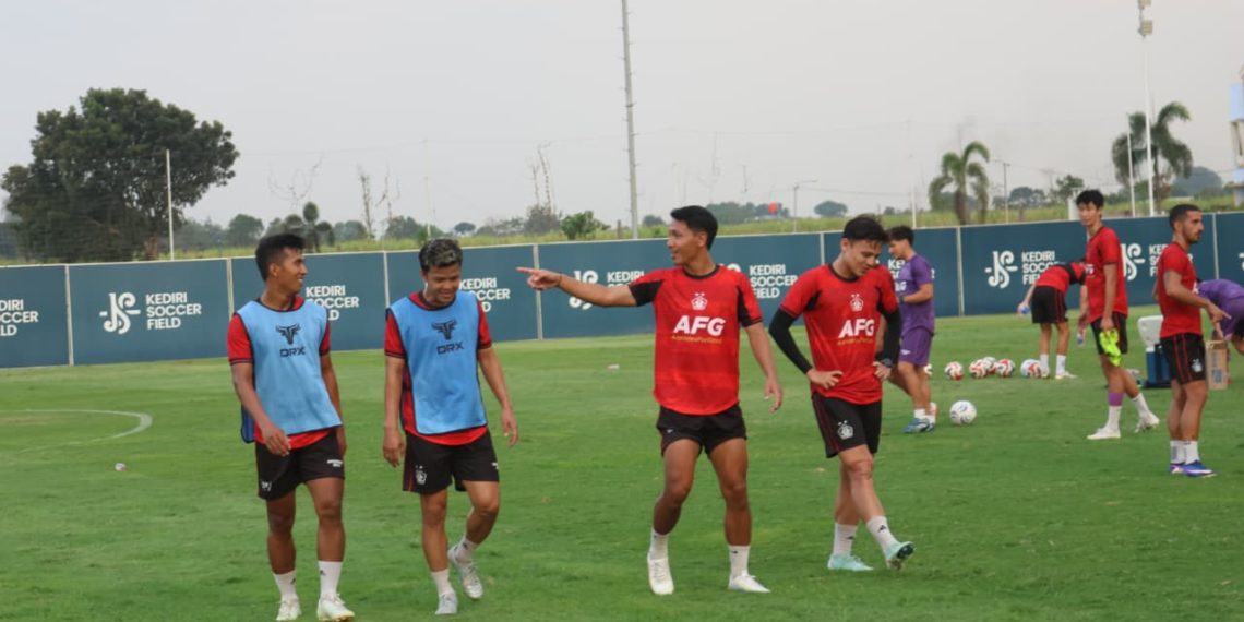 Persik Kediri Genjot Latihan Fisik Selama Jeda Kompetisi demi Permainan Intensitas Tinggi