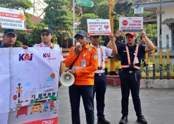 KAI Daop 7 Madiun Gelar Sosialisasi Keselamatan di Perlintasan Sebidang Jombang