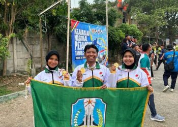 Disiplin Latihan 3 Sesi Sehari, Trio Mahasiswa Unesa Bawa Jatim Sabet Emas Kejurnas Pétanque 2026