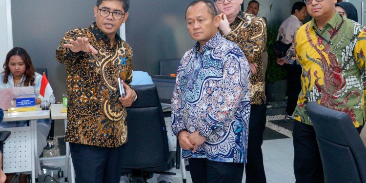 Menperin Minta Layanan Publik Kemenperin Ditingkatkan Menjadi Dua Kali Sepekan
