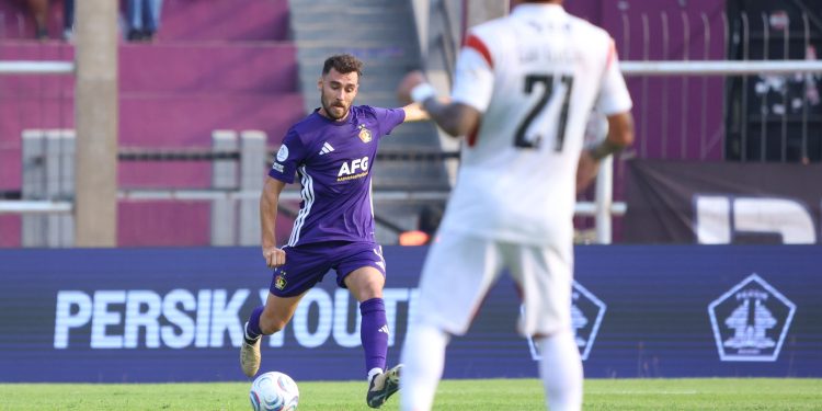 Persik Kediri Tundukkan Madura United Dua Gol Tanpa Balas