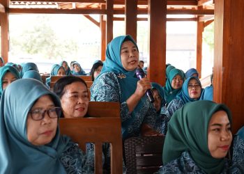 Wali Kota Kediri Dorong TP PKK Wujudkan Keluarga Ramah Anak Melalui TOT PUSPAGA