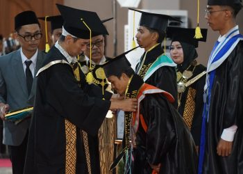 Pesan Gus Qowim di Wisuda Perdana Institut Teknologi Al Mahrusiyah: Adaptasi Teknologi Tanpa Melupakan Akhlak