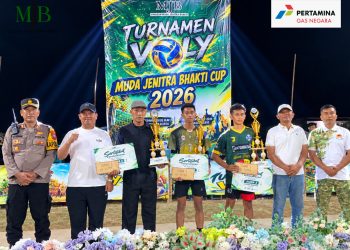 Desa Jarak dan Pranggang Sabet Juara Turnamen Bola Voli di Plosoklaten Kediri